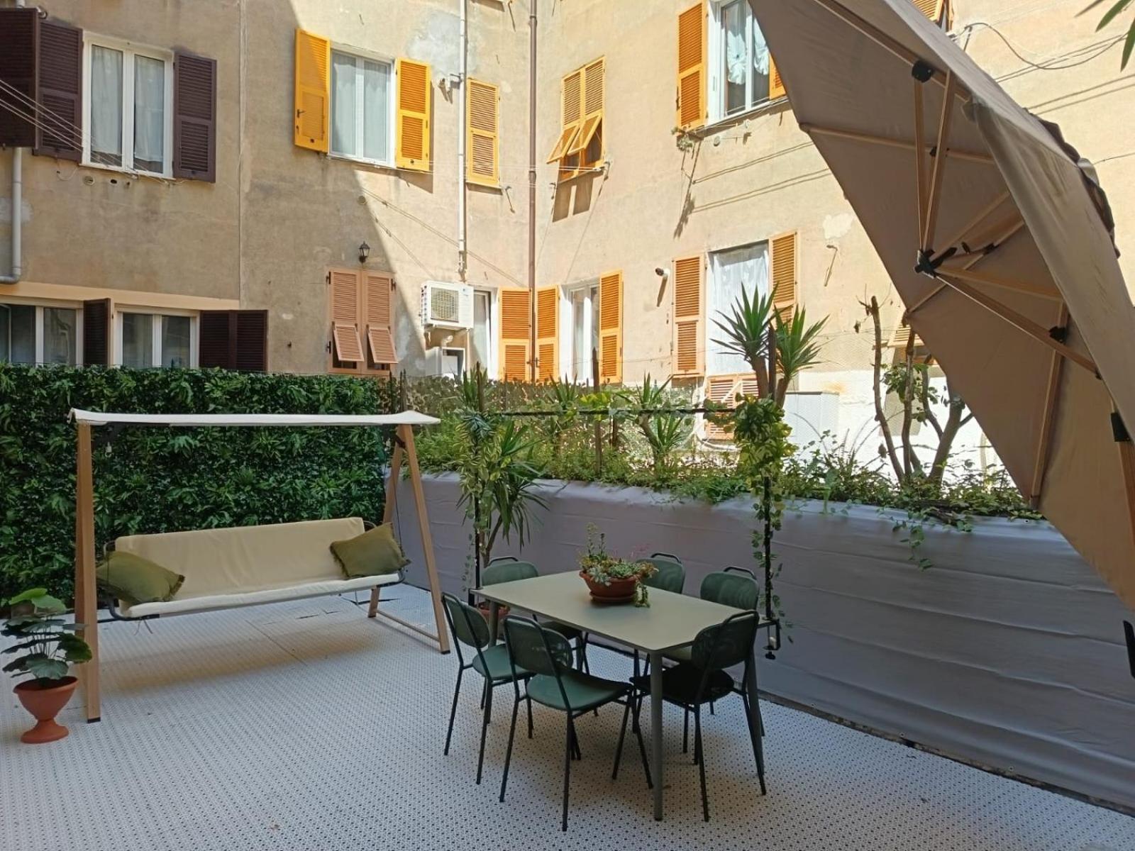 Paradiso Garden Apartment