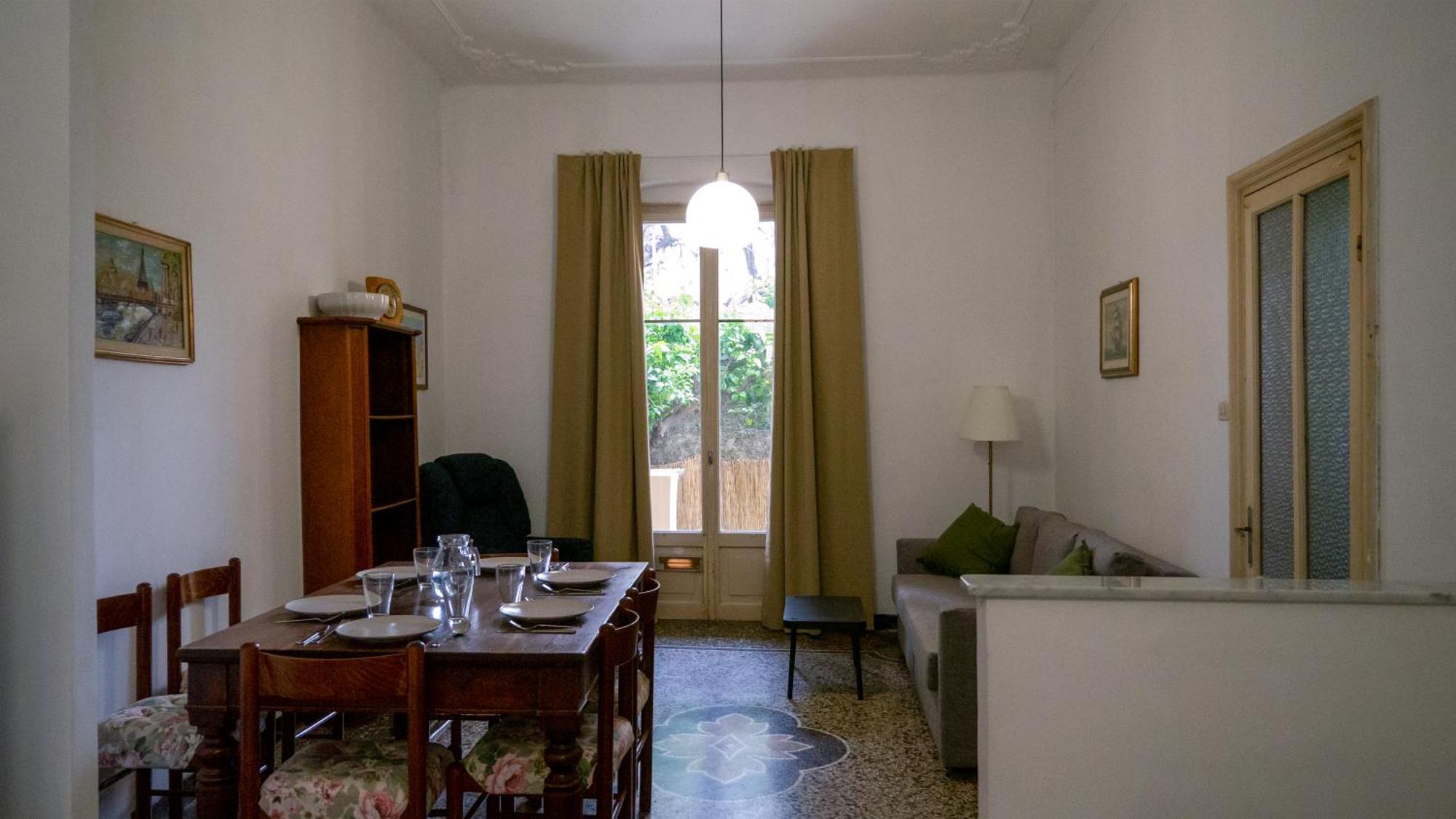 Paradiso Garden Apartment Genoa